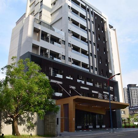 Liann Hotel Taichung Exterior foto