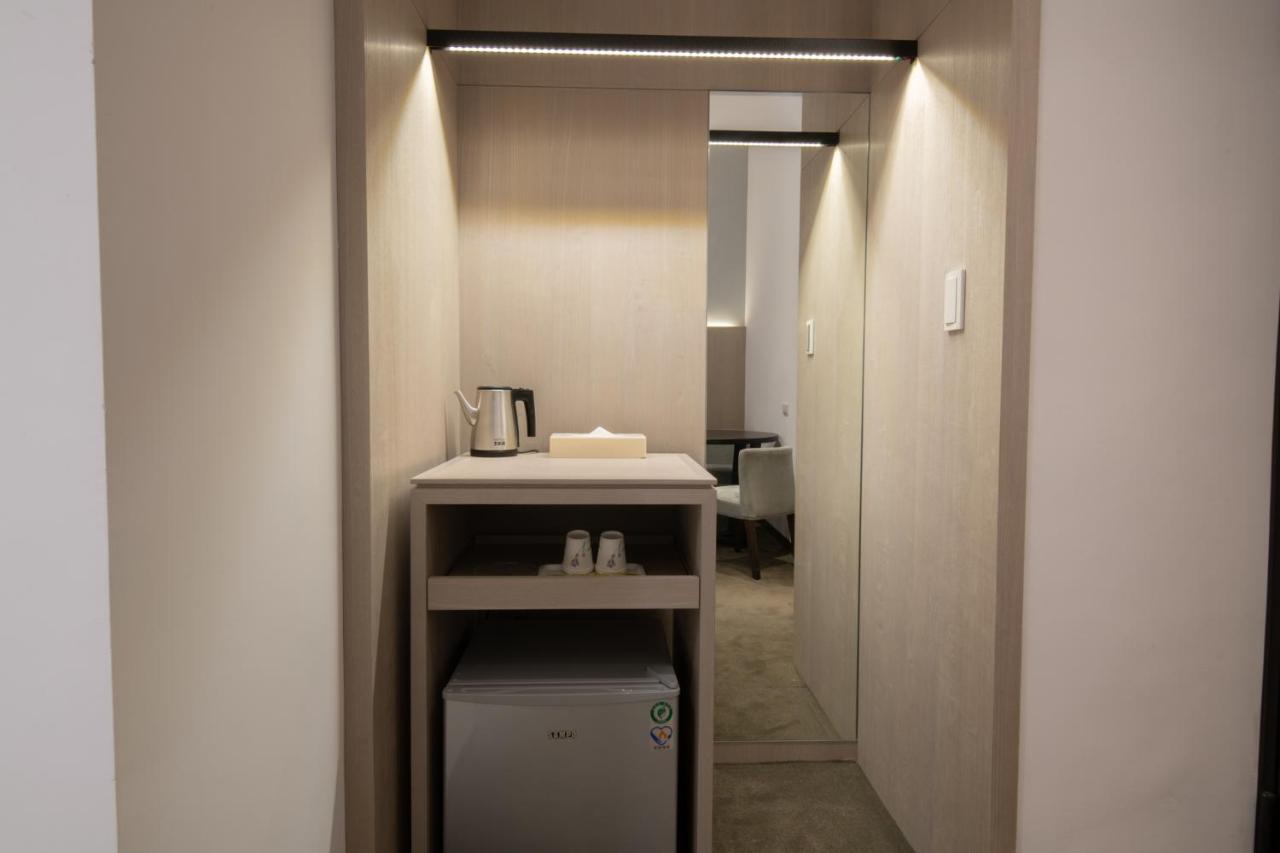 Liann Hotel Taichung Exterior foto