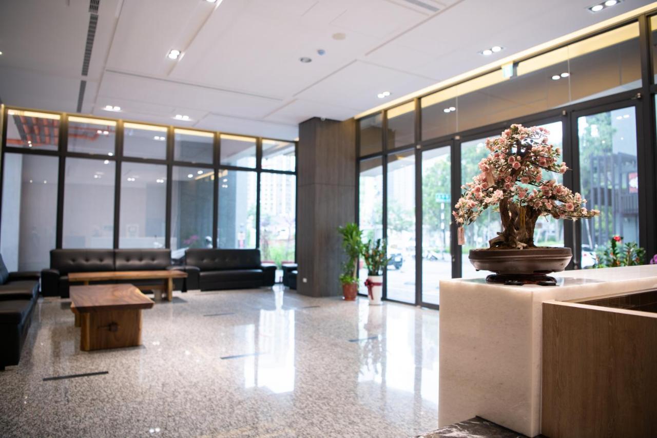 Liann Hotel Taichung Exterior foto